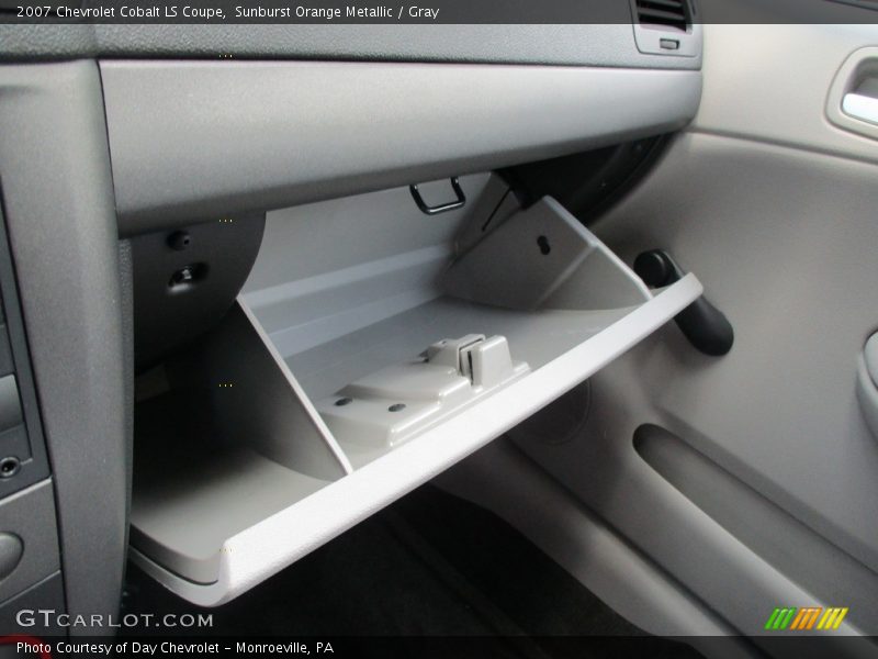 Sunburst Orange Metallic / Gray 2007 Chevrolet Cobalt LS Coupe