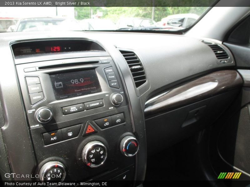 Bright Silver / Black 2013 Kia Sorento LX AWD