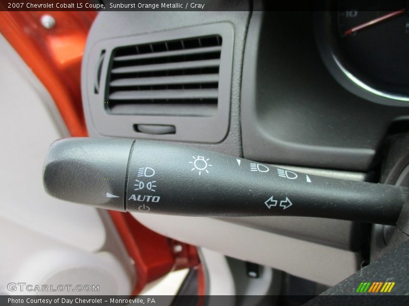 Sunburst Orange Metallic / Gray 2007 Chevrolet Cobalt LS Coupe