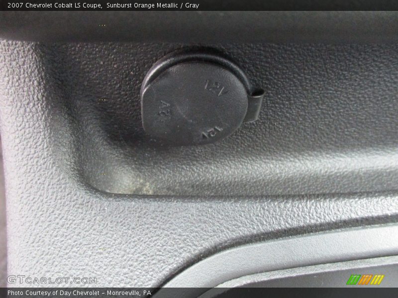 Sunburst Orange Metallic / Gray 2007 Chevrolet Cobalt LS Coupe