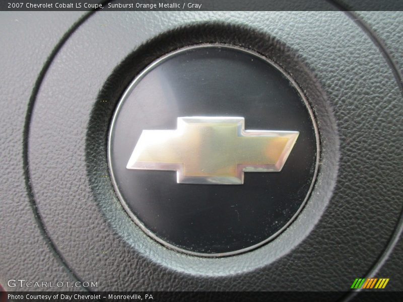 Sunburst Orange Metallic / Gray 2007 Chevrolet Cobalt LS Coupe
