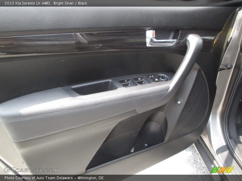 Bright Silver / Black 2013 Kia Sorento LX AWD