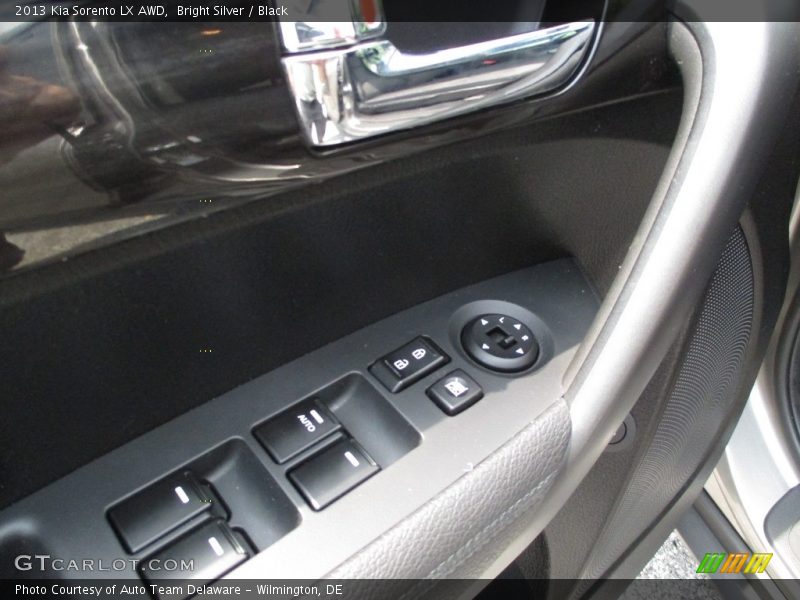 Bright Silver / Black 2013 Kia Sorento LX AWD