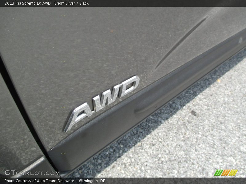 Bright Silver / Black 2013 Kia Sorento LX AWD