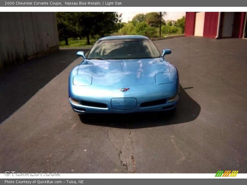 Nassau Blue Metallic / Light Oak 2000 Chevrolet Corvette Coupe