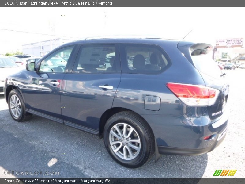 Arctic Blue Metallic / Almond 2016 Nissan Pathfinder S 4x4