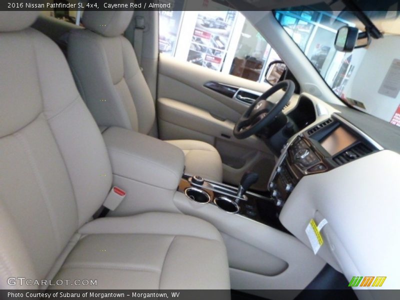 Cayenne Red / Almond 2016 Nissan Pathfinder SL 4x4