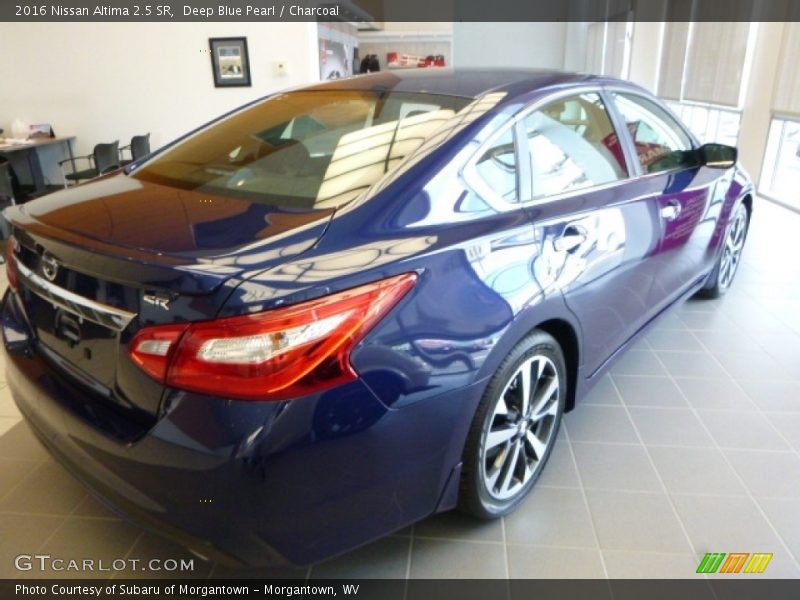 Deep Blue Pearl / Charcoal 2016 Nissan Altima 2.5 SR
