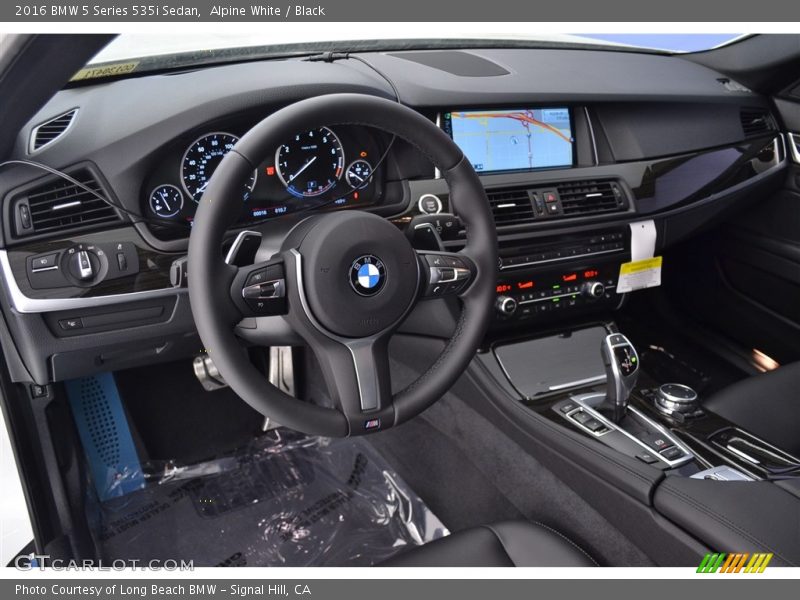 Alpine White / Black 2016 BMW 5 Series 535i Sedan