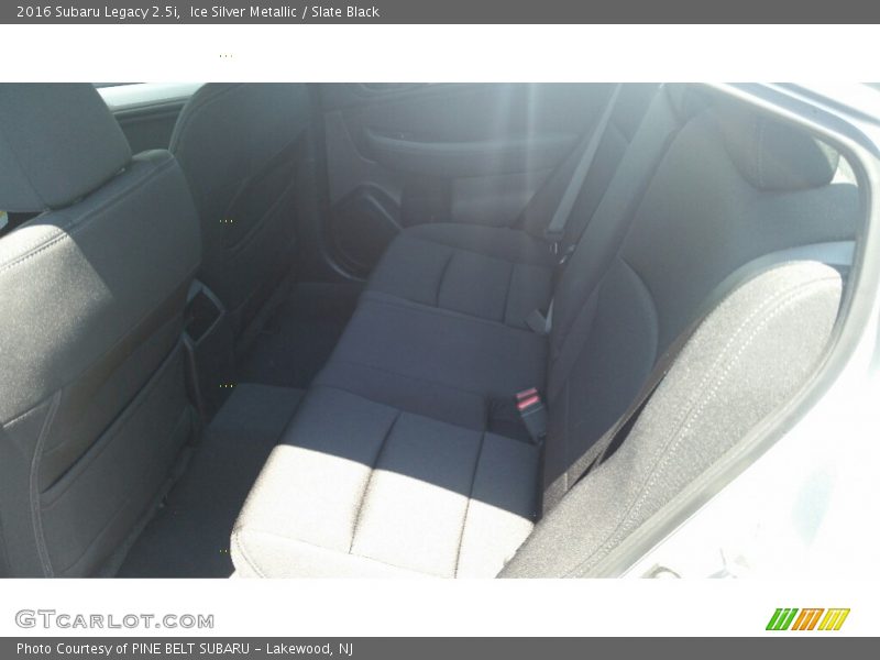 Ice Silver Metallic / Slate Black 2016 Subaru Legacy 2.5i