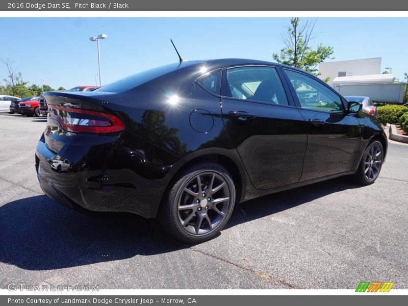 Pitch Black / Black 2016 Dodge Dart SE
