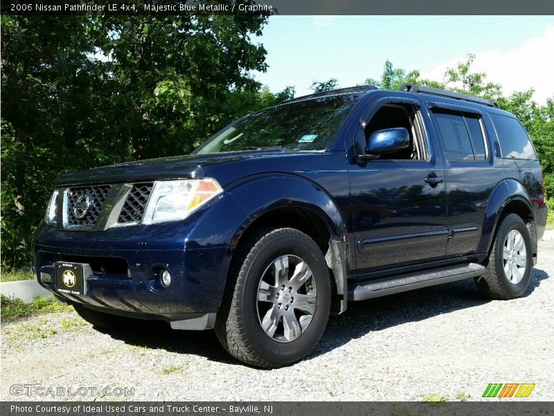 Majestic Blue Metallic / Graphite 2006 Nissan Pathfinder LE 4x4
