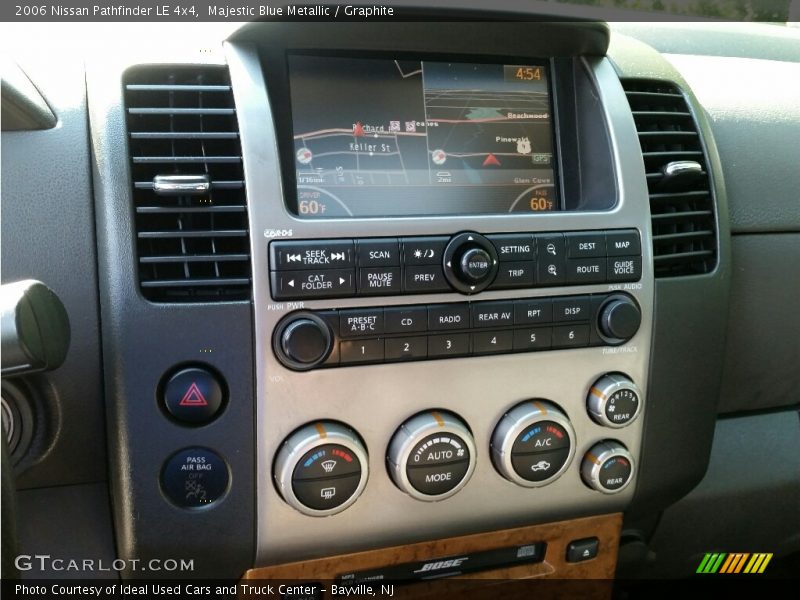 Majestic Blue Metallic / Graphite 2006 Nissan Pathfinder LE 4x4
