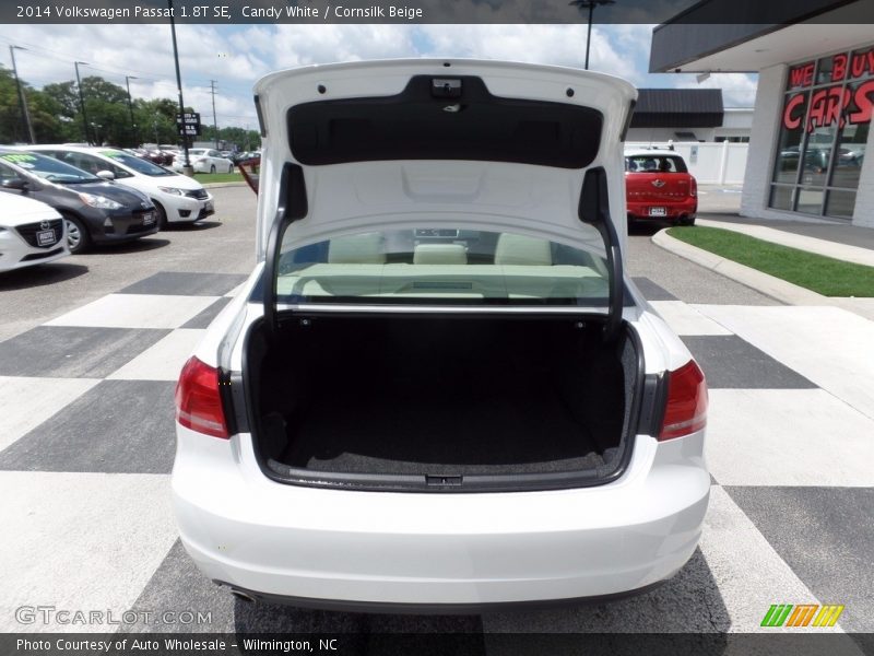Candy White / Cornsilk Beige 2014 Volkswagen Passat 1.8T SE