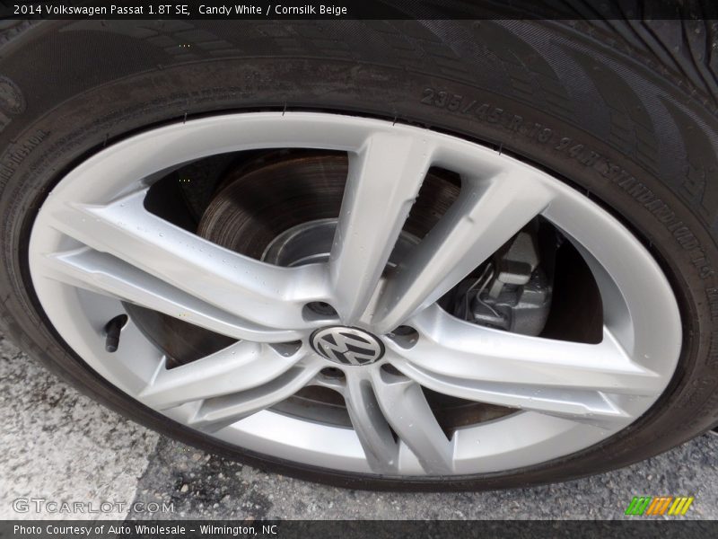 Candy White / Cornsilk Beige 2014 Volkswagen Passat 1.8T SE