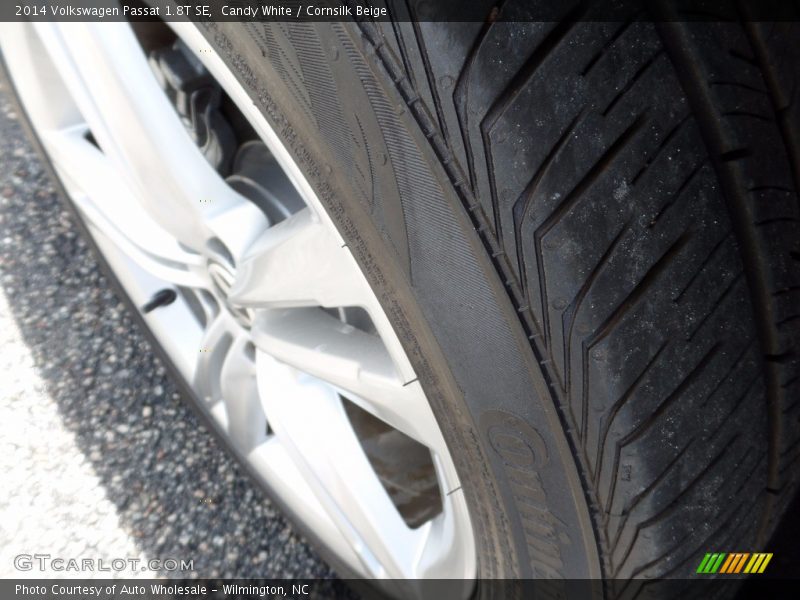 Candy White / Cornsilk Beige 2014 Volkswagen Passat 1.8T SE