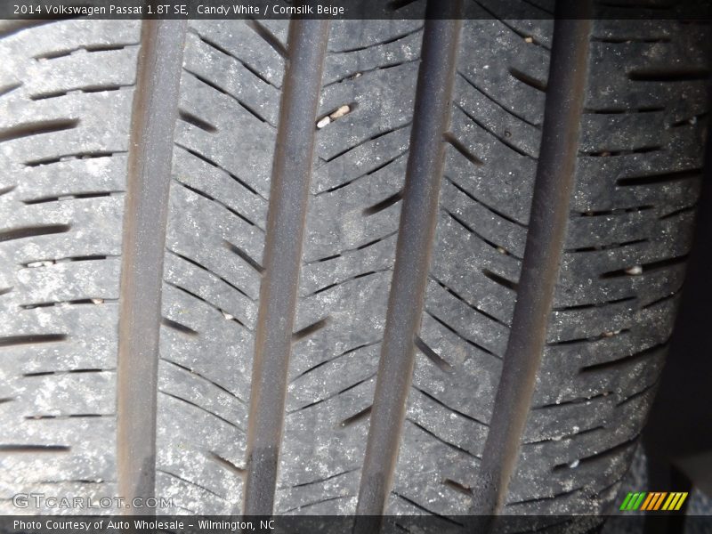 Candy White / Cornsilk Beige 2014 Volkswagen Passat 1.8T SE