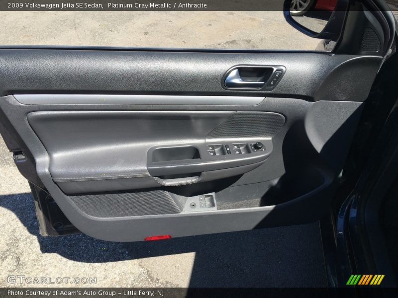 Platinum Gray Metallic / Anthracite 2009 Volkswagen Jetta SE Sedan