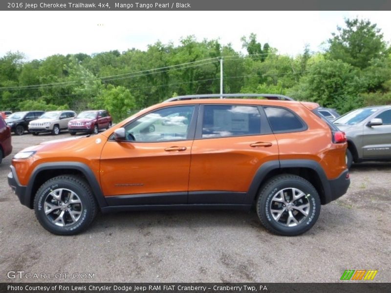 Mango Tango Pearl / Black 2016 Jeep Cherokee Trailhawk 4x4