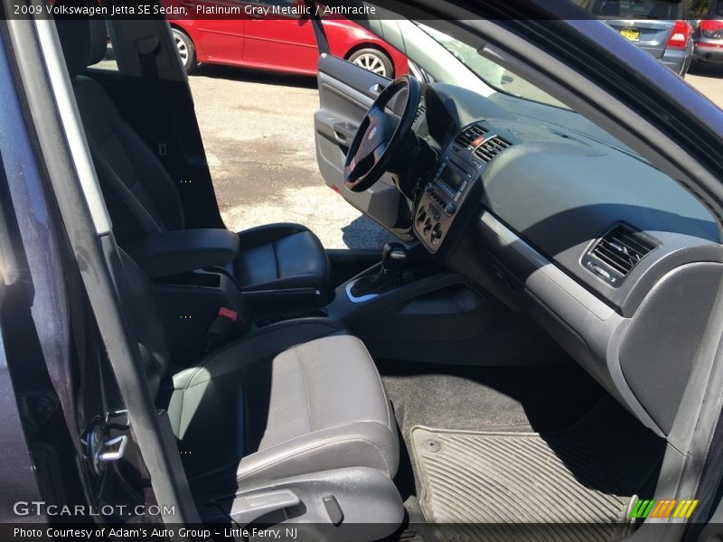 Platinum Gray Metallic / Anthracite 2009 Volkswagen Jetta SE Sedan