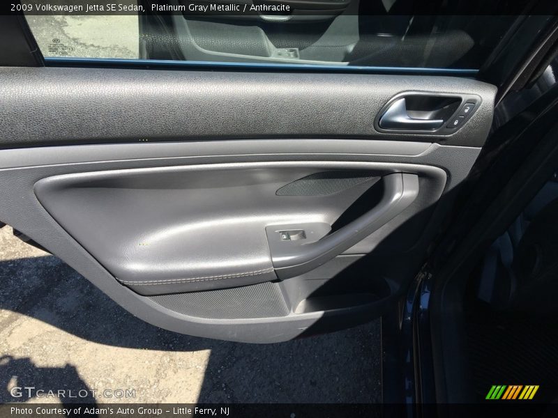 Platinum Gray Metallic / Anthracite 2009 Volkswagen Jetta SE Sedan