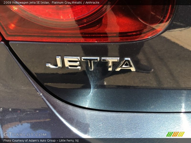 Platinum Gray Metallic / Anthracite 2009 Volkswagen Jetta SE Sedan