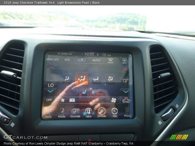 Light Brownstone Pearl / Black 2016 Jeep Cherokee Trailhawk 4x4