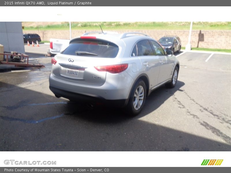 Liquid Platinum / Graphite 2015 Infiniti QX70 AWD