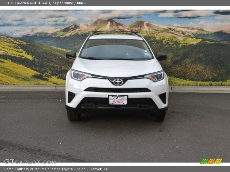 Super White / Black 2016 Toyota RAV4 LE AWD