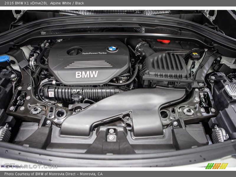 Alpine White / Black 2016 BMW X1 xDrive28i
