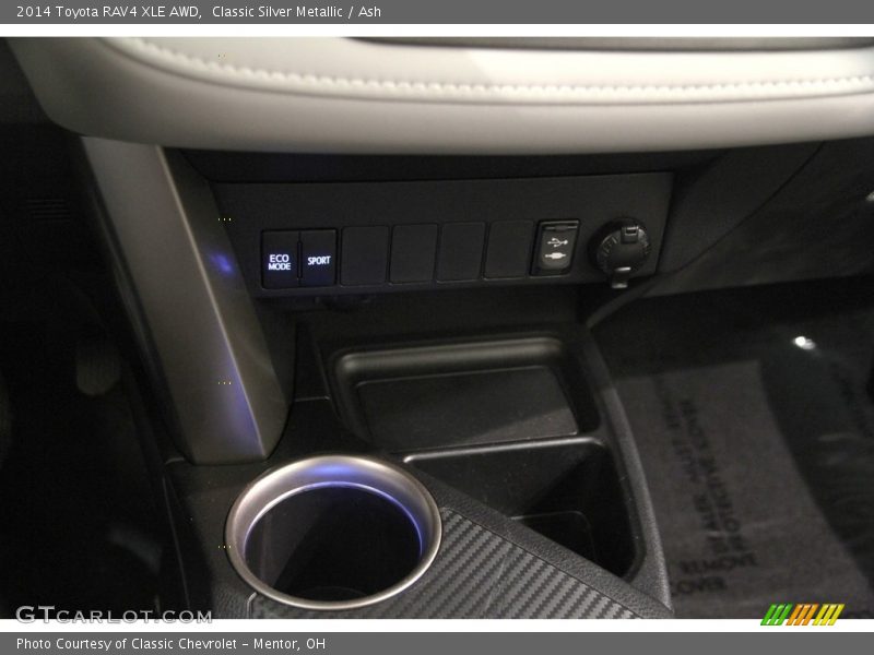 Classic Silver Metallic / Ash 2014 Toyota RAV4 XLE AWD