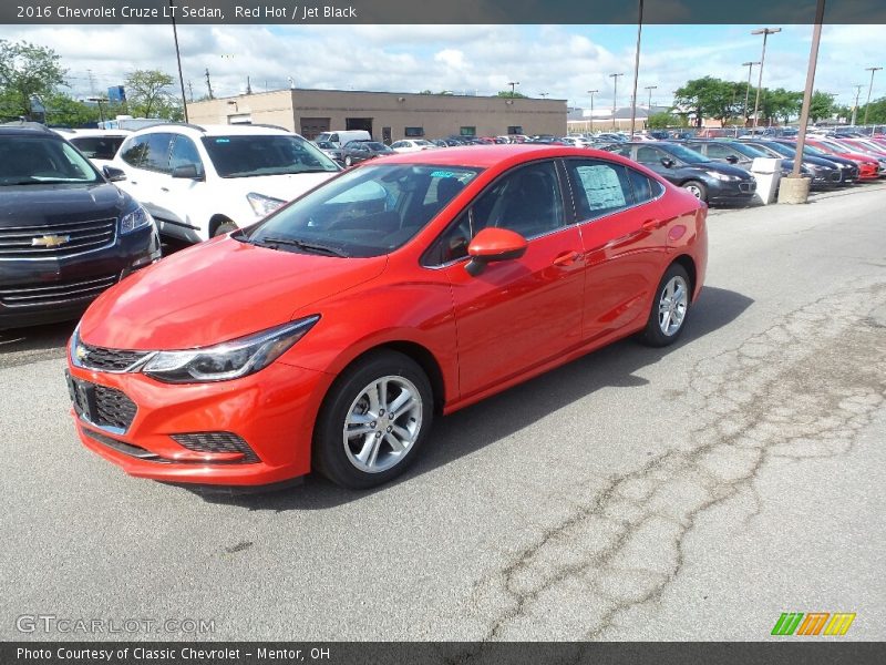 Red Hot / Jet Black 2016 Chevrolet Cruze LT Sedan