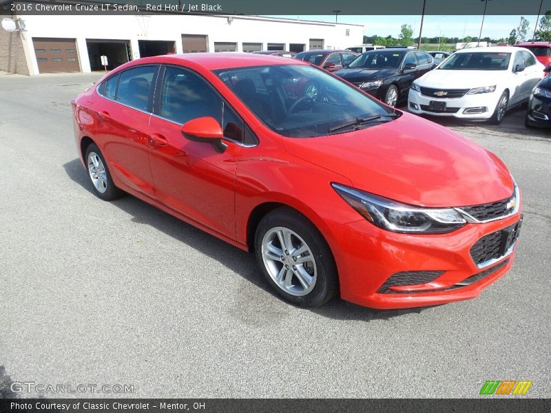 Red Hot / Jet Black 2016 Chevrolet Cruze LT Sedan