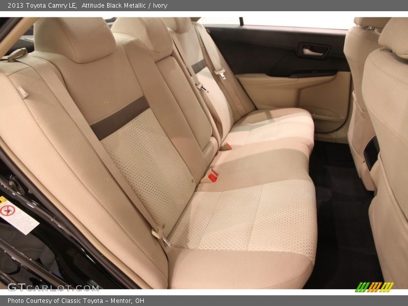 Attitude Black Metallic / Ivory 2013 Toyota Camry LE
