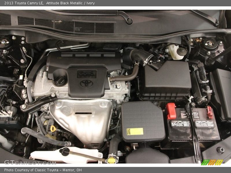 Attitude Black Metallic / Ivory 2013 Toyota Camry LE