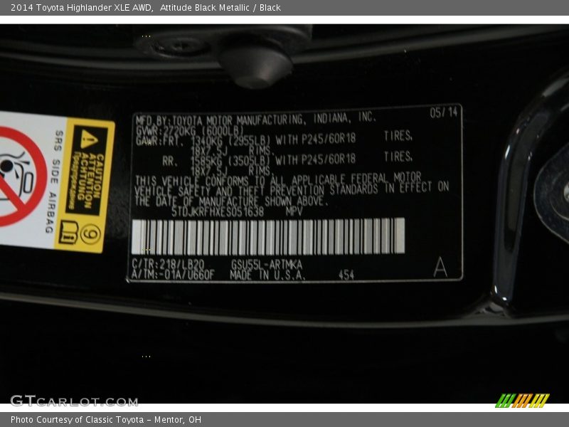 Attitude Black Metallic / Black 2014 Toyota Highlander XLE AWD