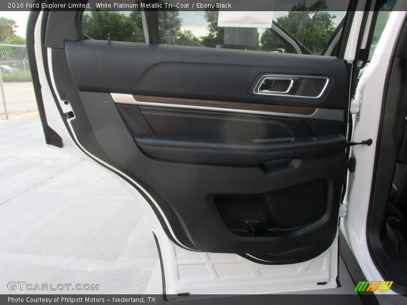 White Platinum Metallic Tri-Coat / Ebony Black 2016 Ford Explorer Limited