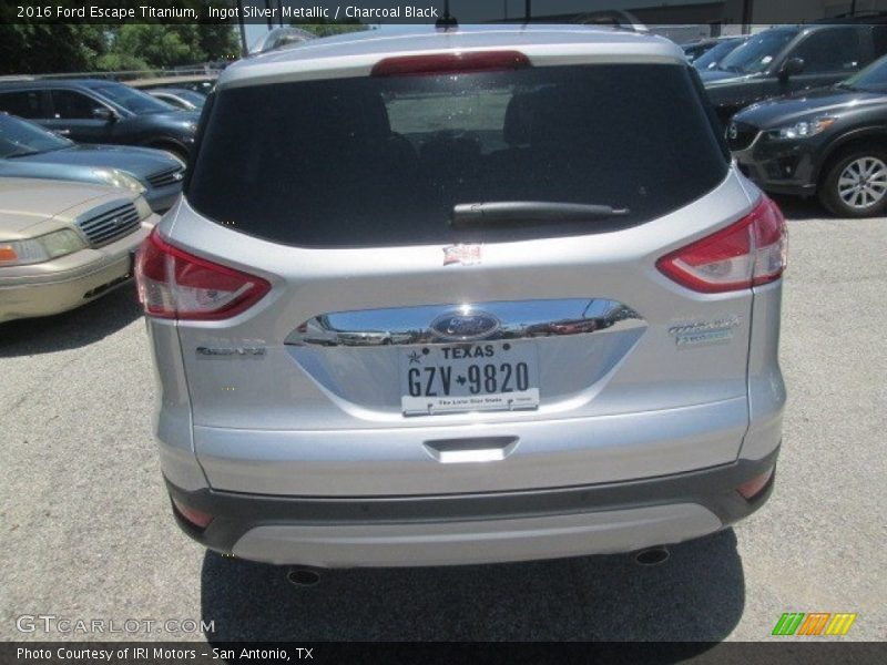 Ingot Silver Metallic / Charcoal Black 2016 Ford Escape Titanium