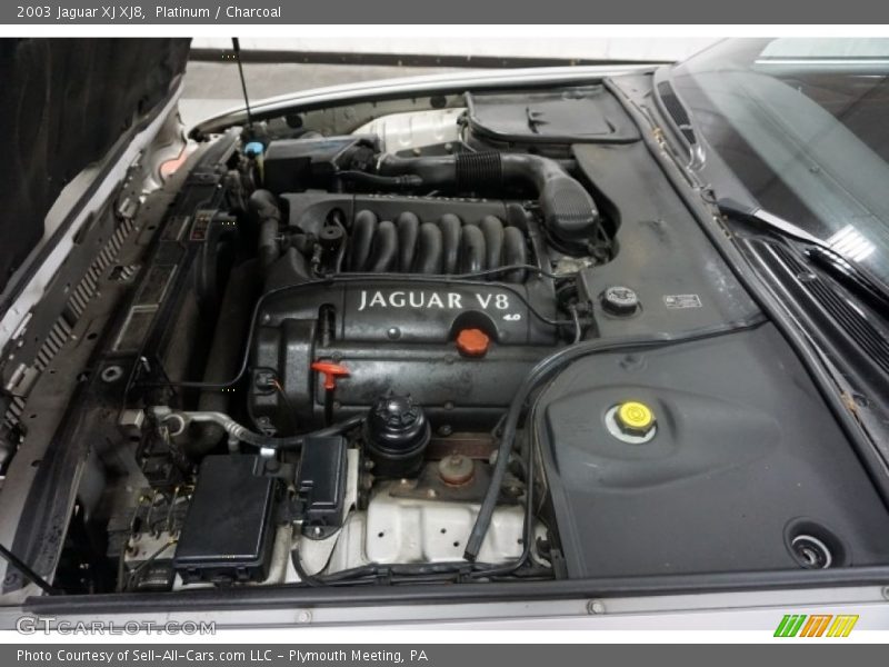 Platinum / Charcoal 2003 Jaguar XJ XJ8