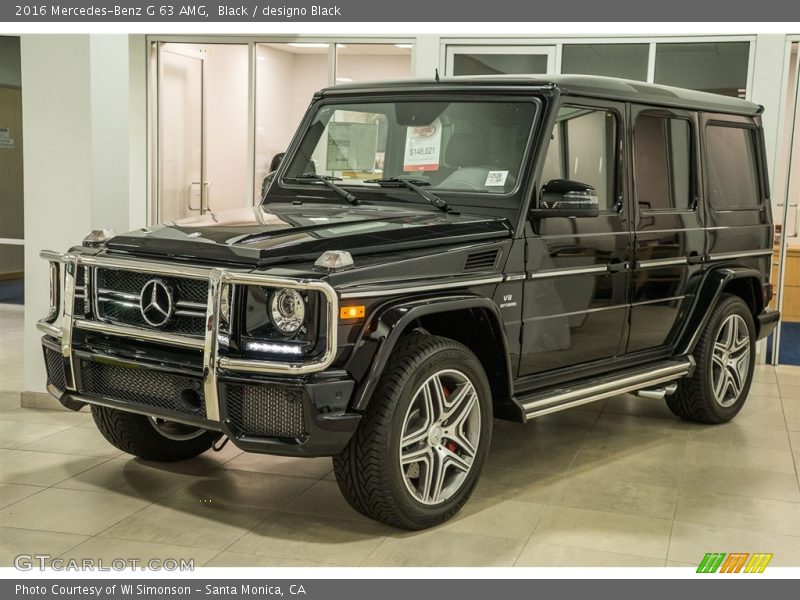Front 3/4 View of 2016 G 63 AMG