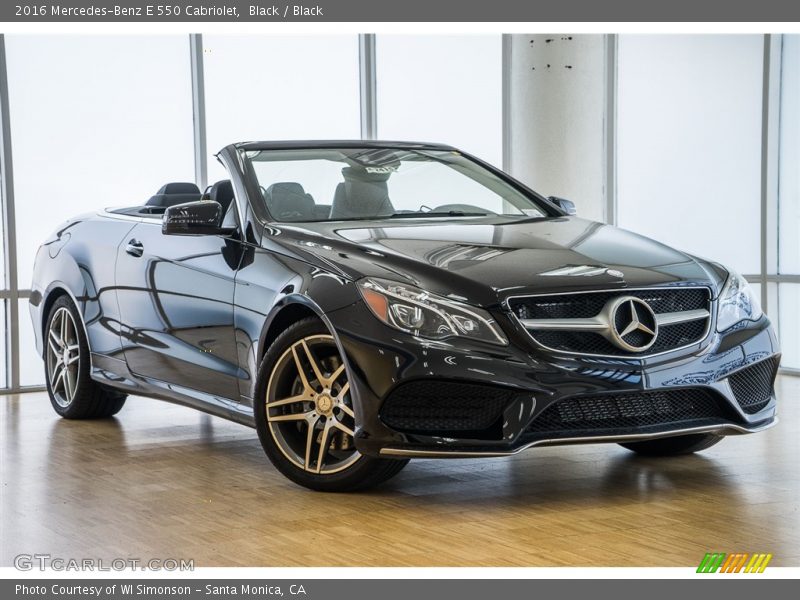 Front 3/4 View of 2016 E 550 Cabriolet