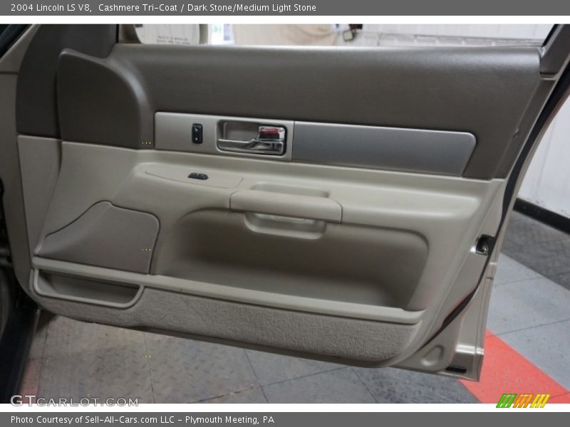 Cashmere Tri-Coat / Dark Stone/Medium Light Stone 2004 Lincoln LS V8