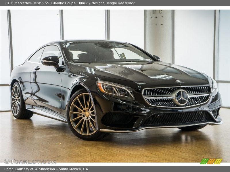 Front 3/4 View of 2016 S 550 4Matic Coupe