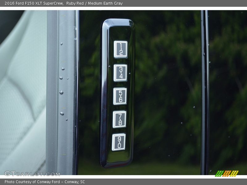 Ruby Red / Medium Earth Gray 2016 Ford F150 XLT SuperCrew