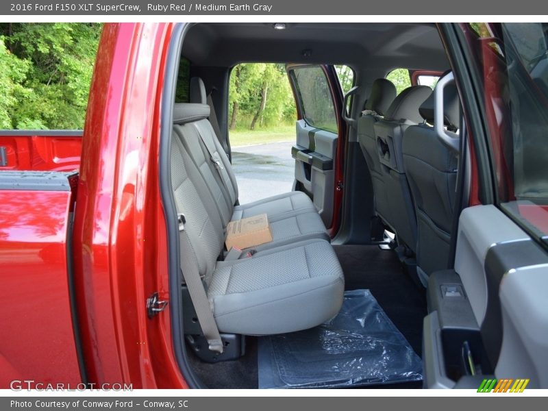 Ruby Red / Medium Earth Gray 2016 Ford F150 XLT SuperCrew