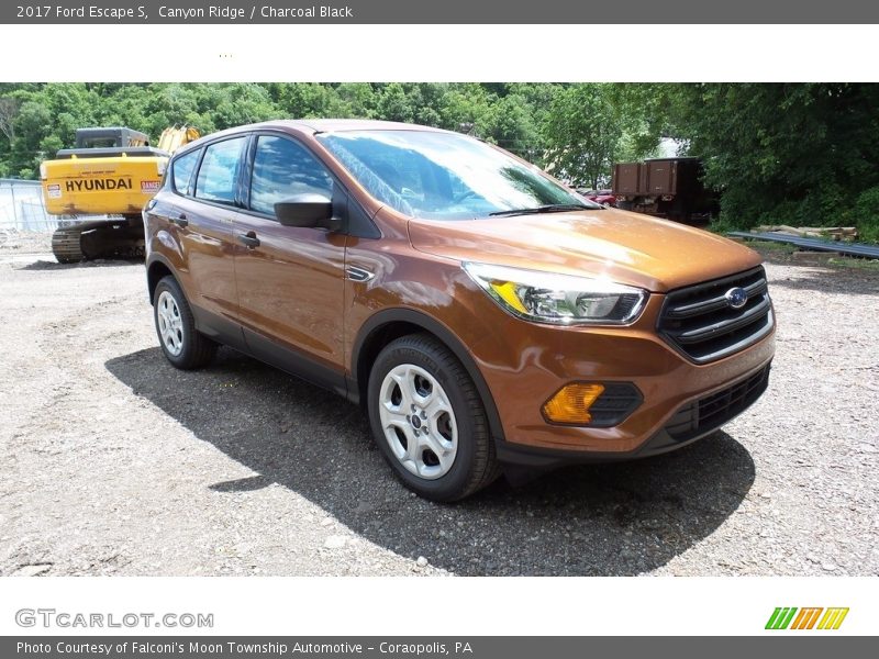 Canyon Ridge / Charcoal Black 2017 Ford Escape S
