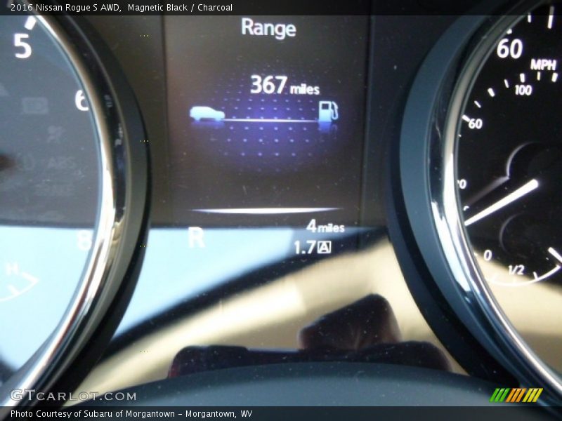 Magnetic Black / Charcoal 2016 Nissan Rogue S AWD