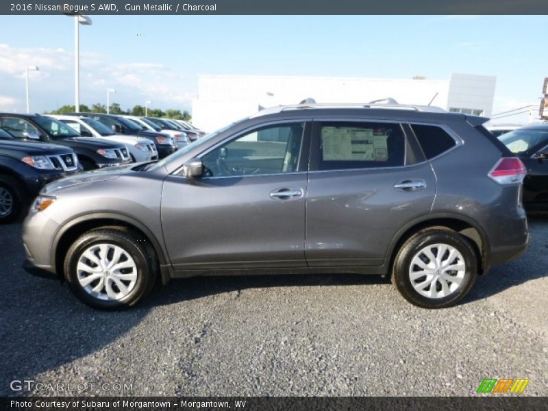 Gun Metallic / Charcoal 2016 Nissan Rogue S AWD