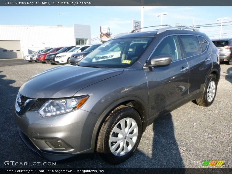 Gun Metallic / Charcoal 2016 Nissan Rogue S AWD
