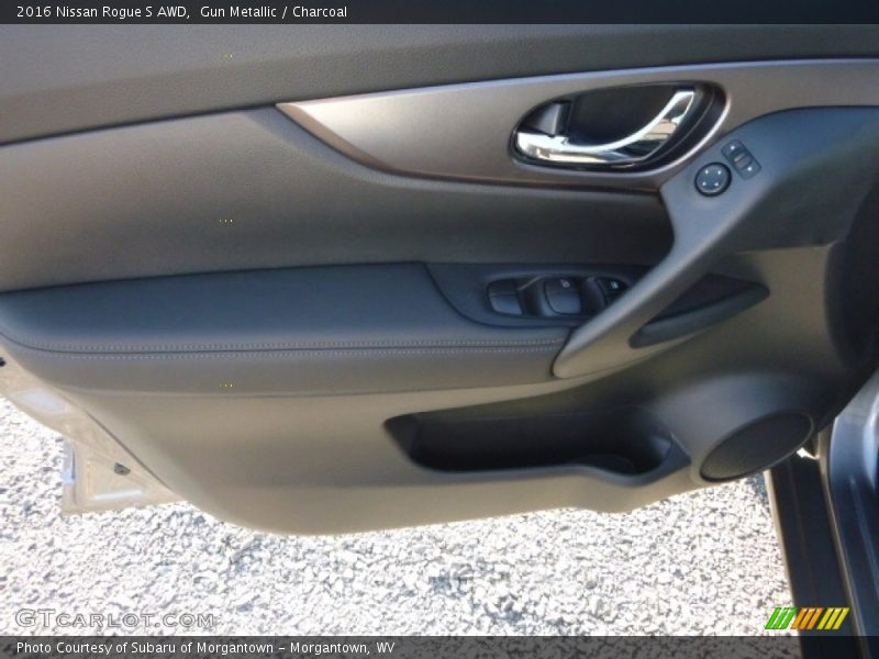 Gun Metallic / Charcoal 2016 Nissan Rogue S AWD